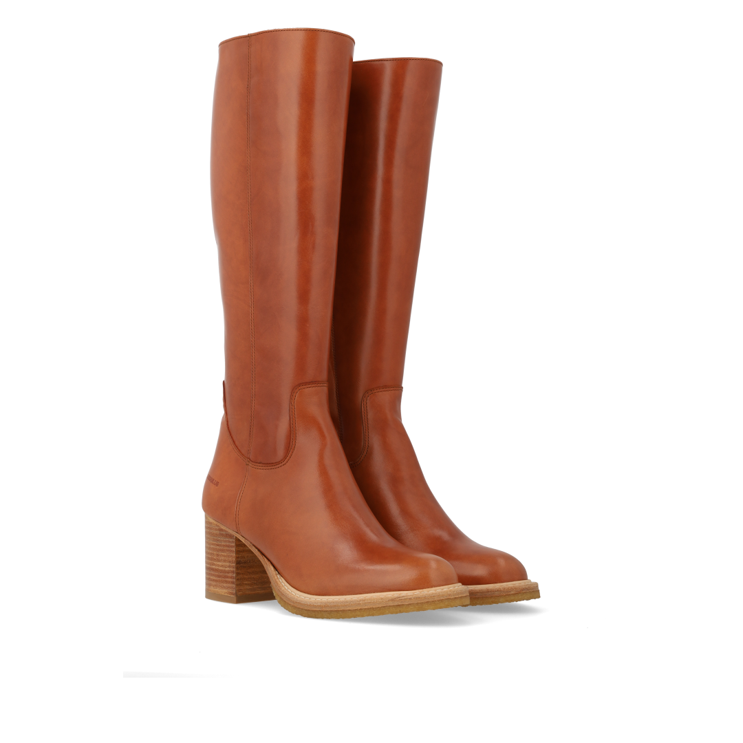 70er-inspirierter Lederstiefel mit langem Schaft