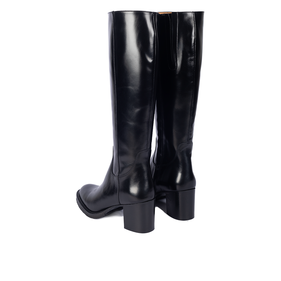 70er-inspirierter lederstiefel mit hohem schaft