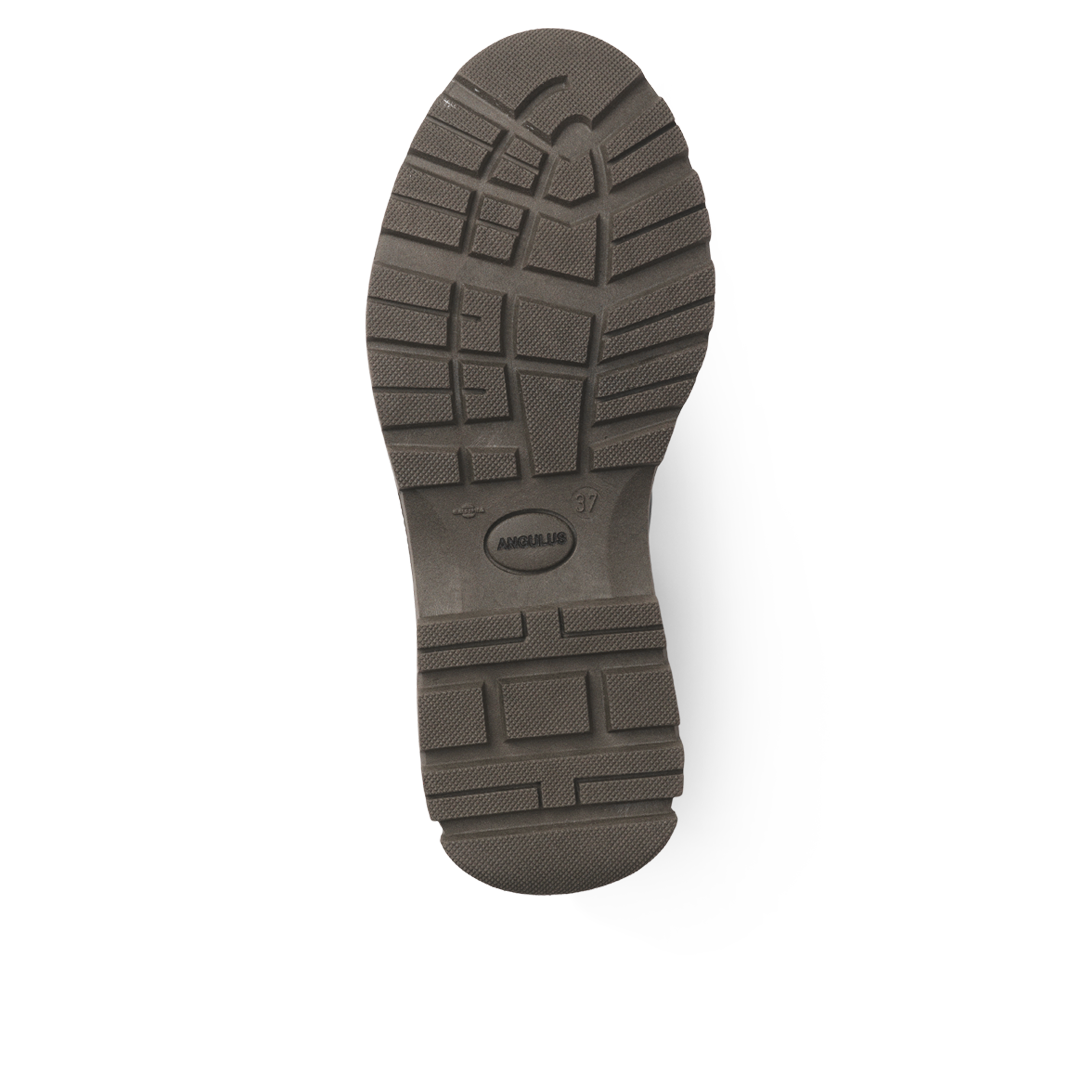 Stiefel mit Gummizug