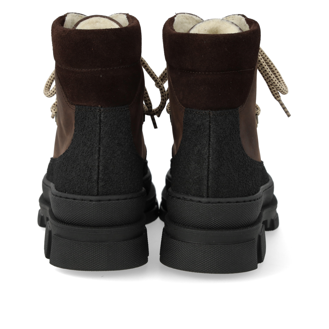 Schnürstiefel mit Wollfutter