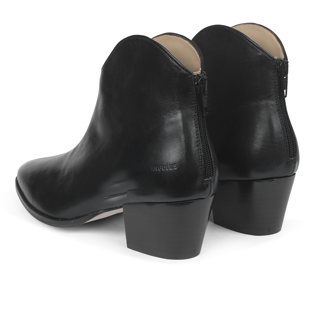 Ankle-Boot mit Absatz