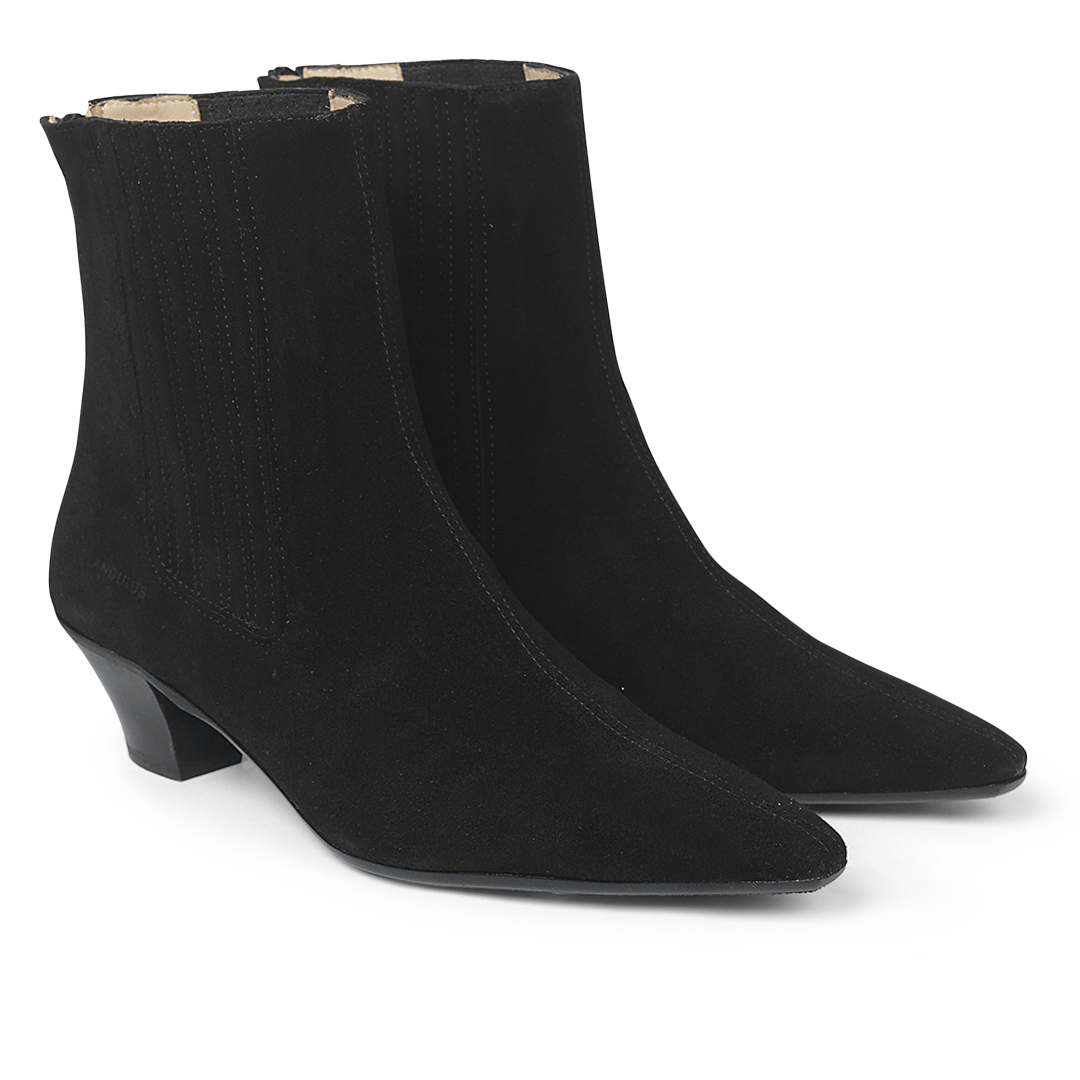 Stiefel mit Reißverschluss