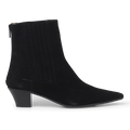 Stiefel mit Reißverschluss