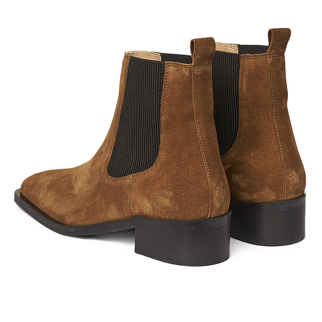 Stiefel mit Gummizug