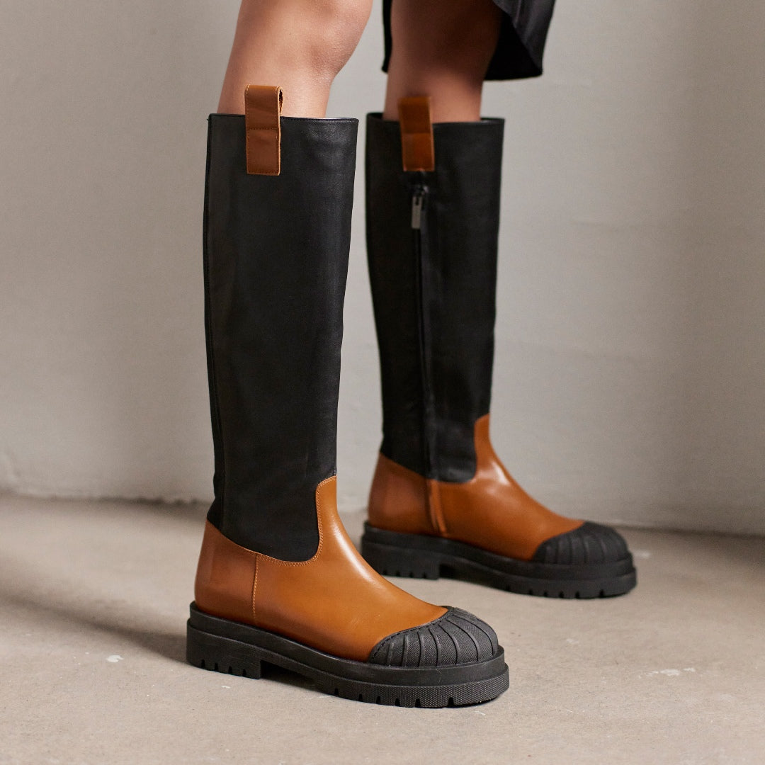 Langschaftstiefel mit Reißverschluss