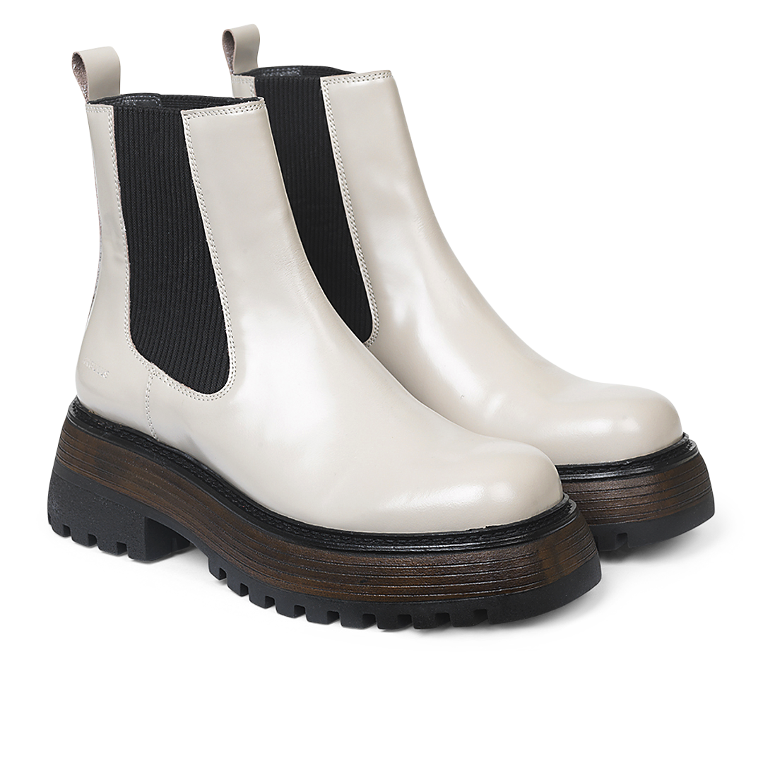 Stiefel mit Gummizug