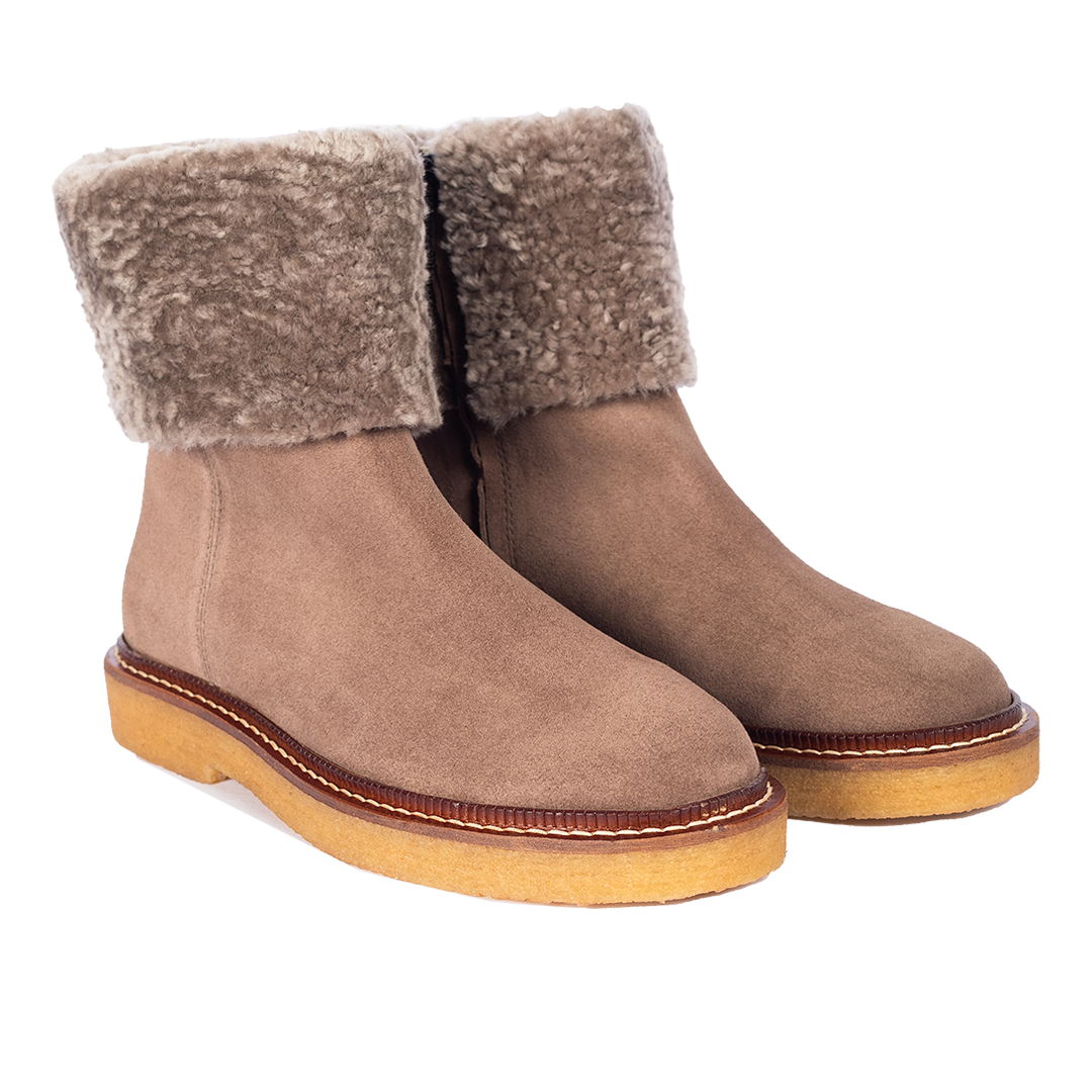 Wildlederstiefel mit weichem Lammwollfutter