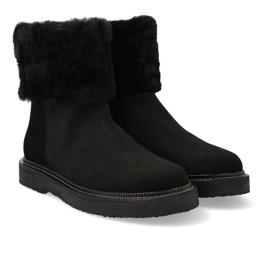 Wildlederstiefel mit weichem Lammwollfutter