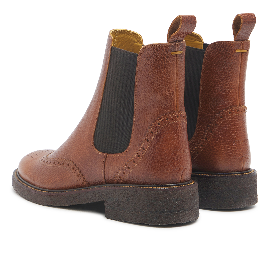 Stiefel mit dekorativem Brogue-Lochmuster