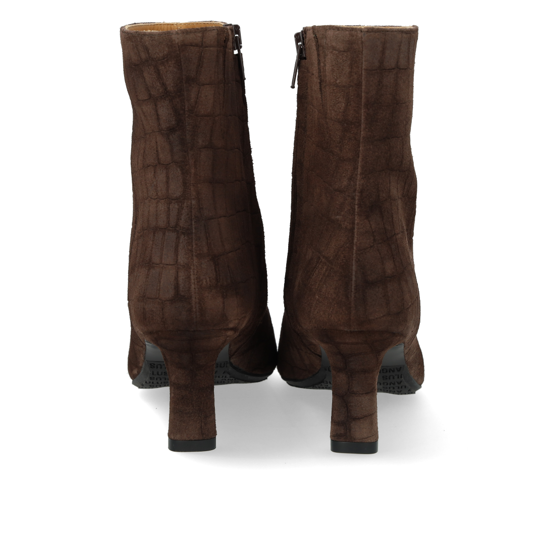 Skulpturale Stiefelette mit spitzer Spitze