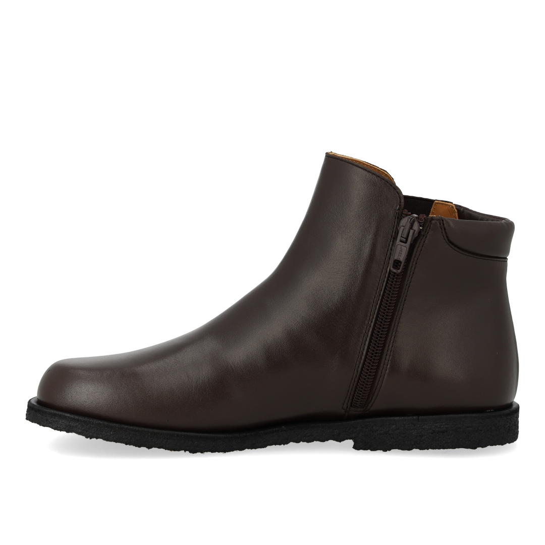 Stiefel mit niedrigem Schaft, Weite Passform