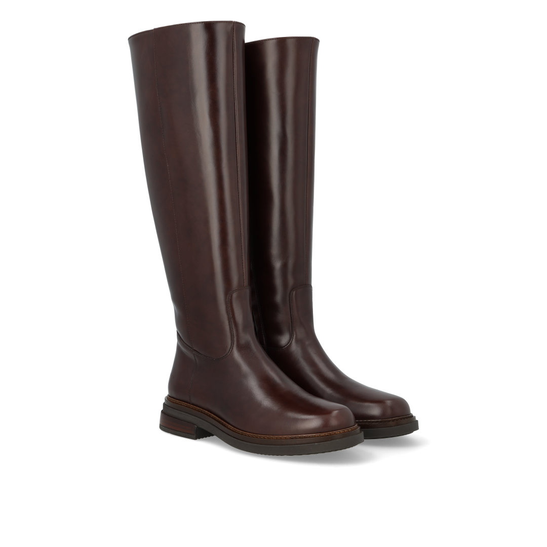 Stiefel mit langem Schaft