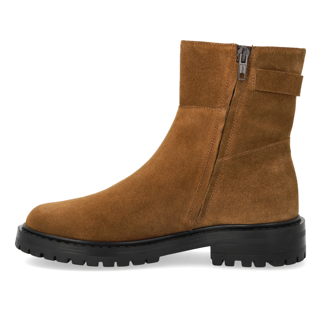 Stiefel mit dekorativem Schnallendetail