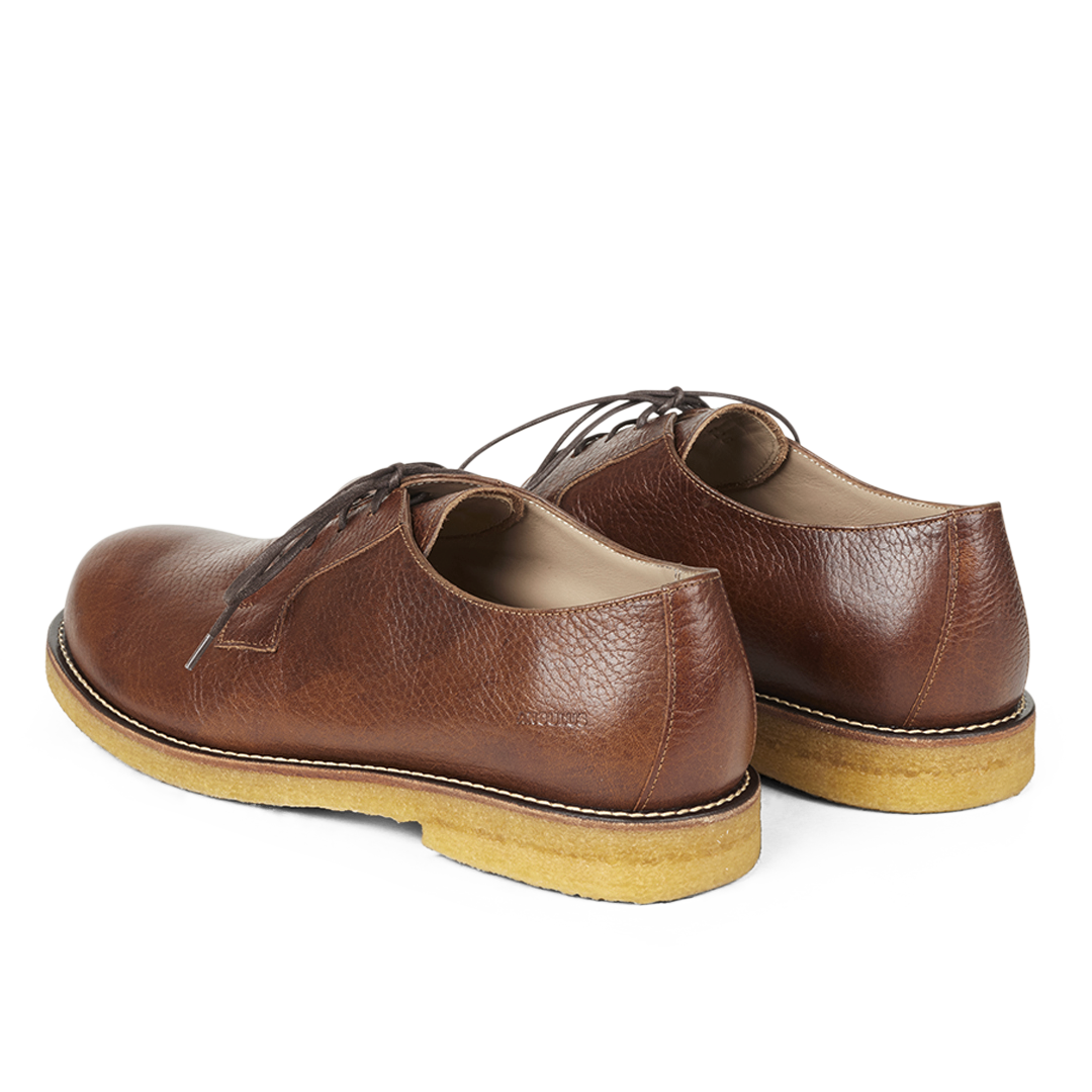 Schnürschuhe