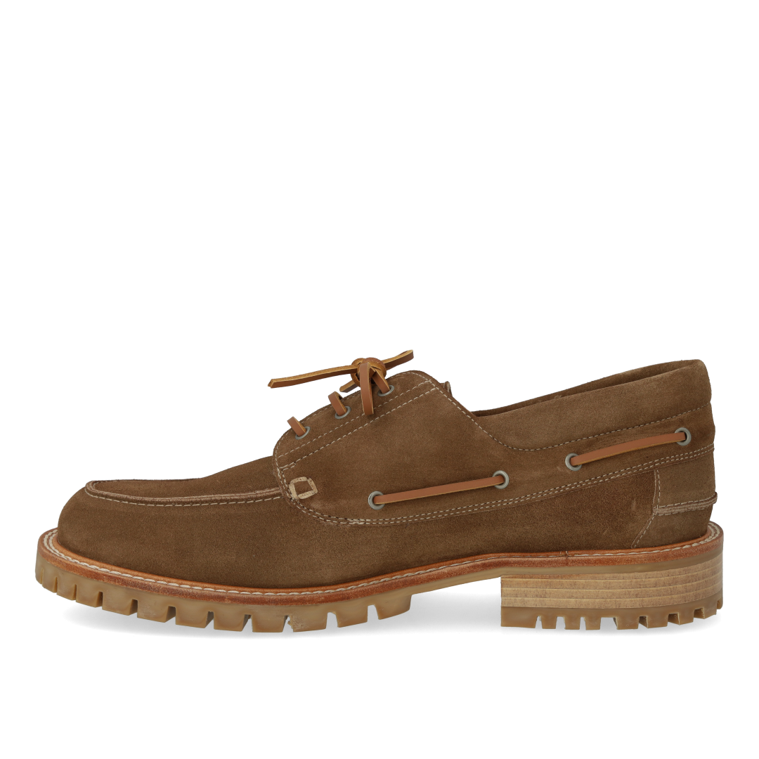 Schnürschuhe