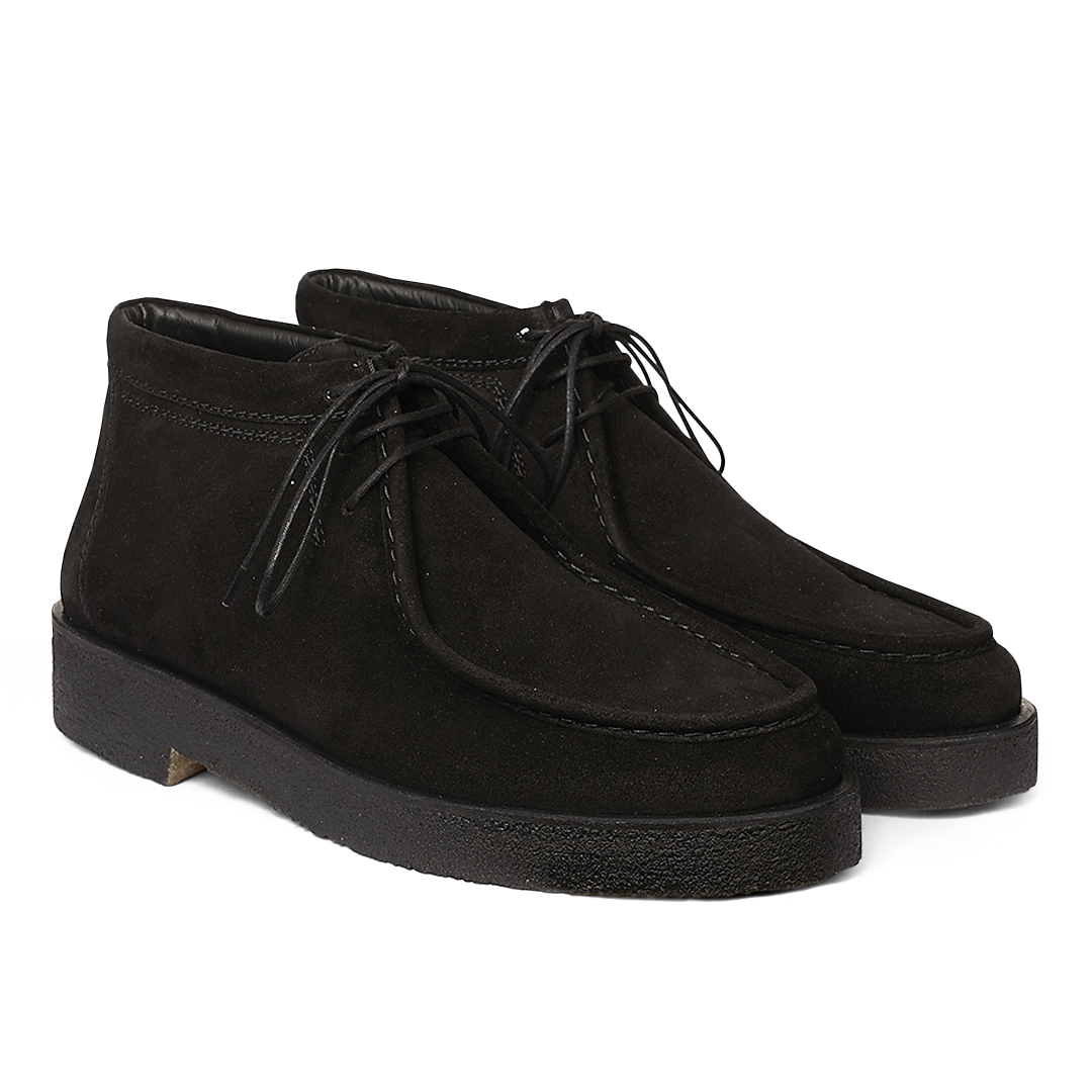 Schnürschuhe